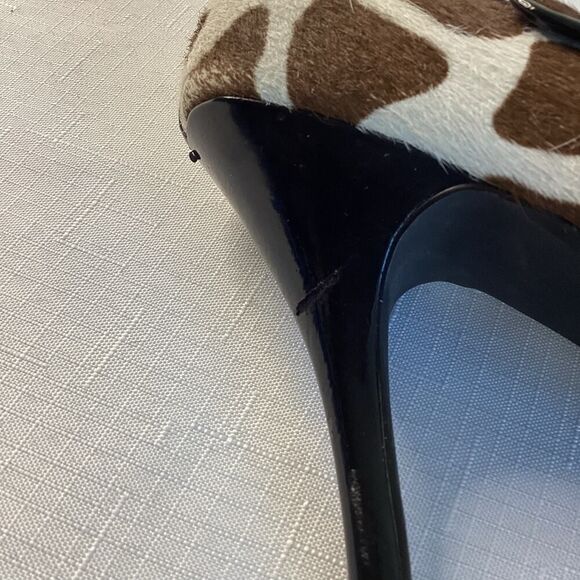 Paola Brown and Cream Pony Print Mary Jane Heels Size 8 - Picture 6 of 10